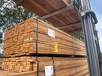 Guyana teak latten fijnbezaagd 3050x80x31mm (96x) - afbeelding 2 van  3