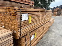 Guyana teak latten fijnbezaagd 3350x50x31mm (144x) - afbeelding 2 van  3
