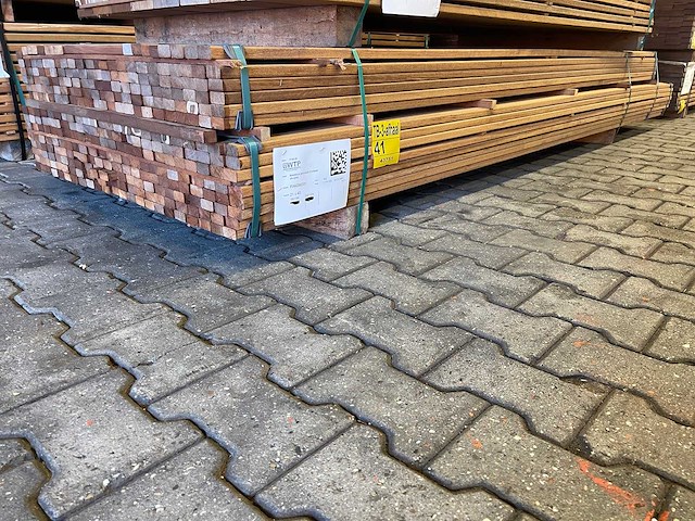 Guyana teak latten geschaafd 2750-3050x40x21mm (323x) - afbeelding 4 van  4