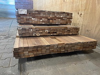 Guyana teak latten geschaafd 3350-3950x40x21mm (424x) - afbeelding 3 van  3