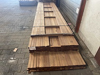 Guyana teak latten geschaafd 3350-3950x40x27mm (279x) - afbeelding 1 van  3
