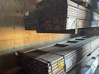Guyana teak latten geschaafd 3350-3950x40x27mm (279x) - afbeelding 1 van  1
