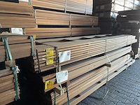 Guyana teak latten geschaafd 3950x40x27mm (66x) - afbeelding 2 van  3