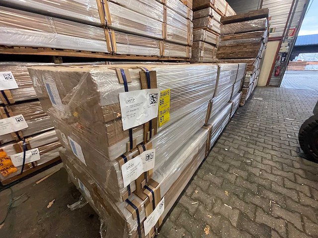 Guyana teak latten geschaafd gevingerlast 4000x45x27mm (132x) - afbeelding 4 van  4