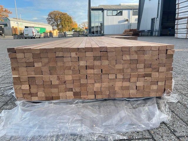 Guyana teak latten gevingerlast 3000x45x27mm (66x) - afbeelding 3 van  3