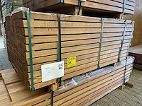 Guyana teak onderliggers geschaafd 1550x68x45mm (151x) - afbeelding 4 van  4