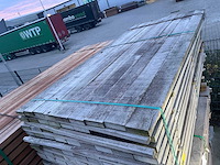 Guyana teak planken fijnbezaagd 2150x108x33mm (153x) - afbeelding 1 van  3