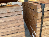 Guyana teak planken fijnbezaagd 4600x80x31mm (84x) - afbeelding 3 van  3