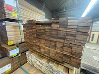 Guyana teak planken geschaafd 1250x90x25mm (217x) - afbeelding 3 van  3