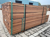 Guyana teak planken geschaafd 1550-1850x70x27mm (346x) - afbeelding 2 van  3