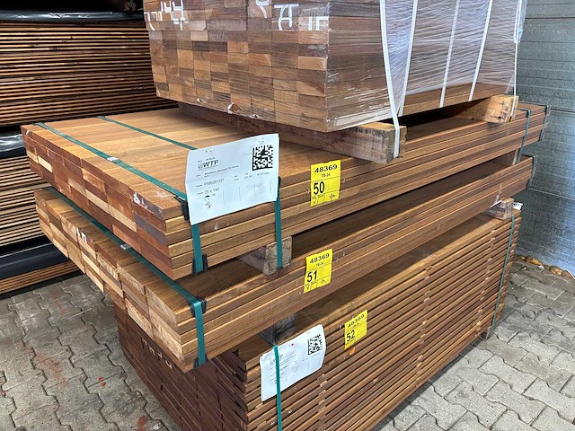 Guyana teak planken geschaafd 1850x140x25mm (42x) - afbeelding 4 van  4