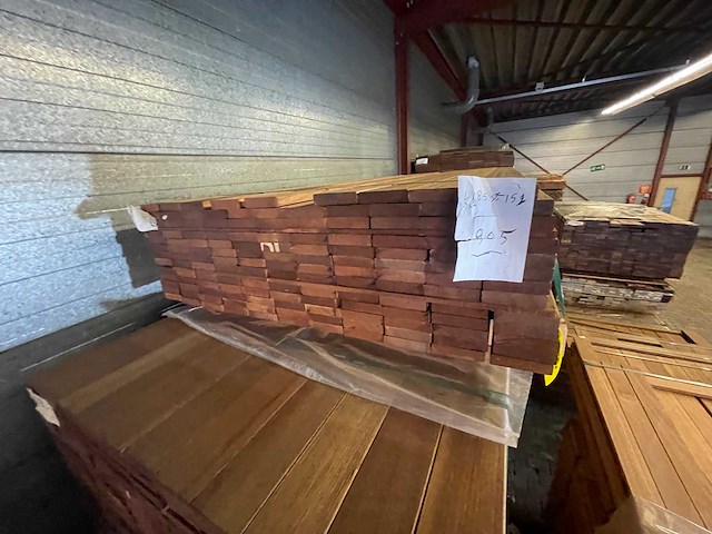 Guyana teak planken geschaafd 1850x90x21mm (141x) - afbeelding 3 van  3
