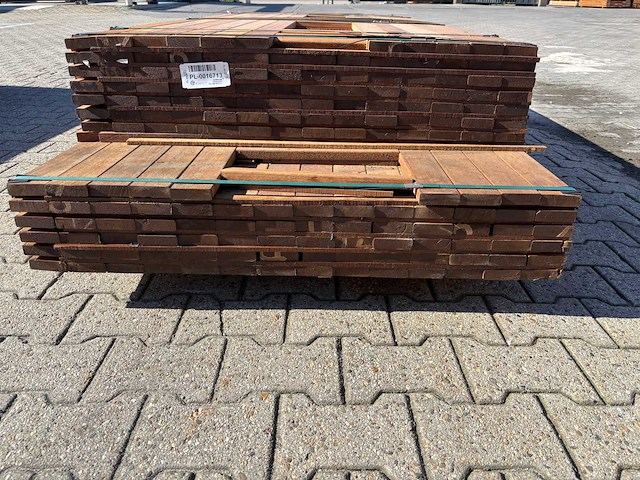 Guyana teak planken geschaafd 2150-2450x70x25mm (174x) - afbeelding 3 van  3