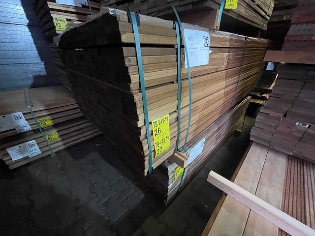 Guyana teak planken geschaafd 2150x90x25mm (127x) - afbeelding 4 van  4