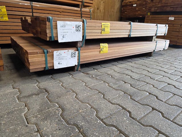 Guyana teak planken geschaafd 2150x90x25mm (66x) - afbeelding 4 van  4