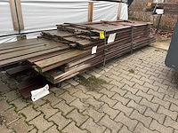 Guyana teak planken geschaafd 2450-4300x70x25mm (177x) - afbeelding 2 van  3