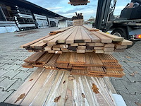 Guyana teak planken geschaafd 3350-4000x70x25mm (51x) - afbeelding 3 van  3