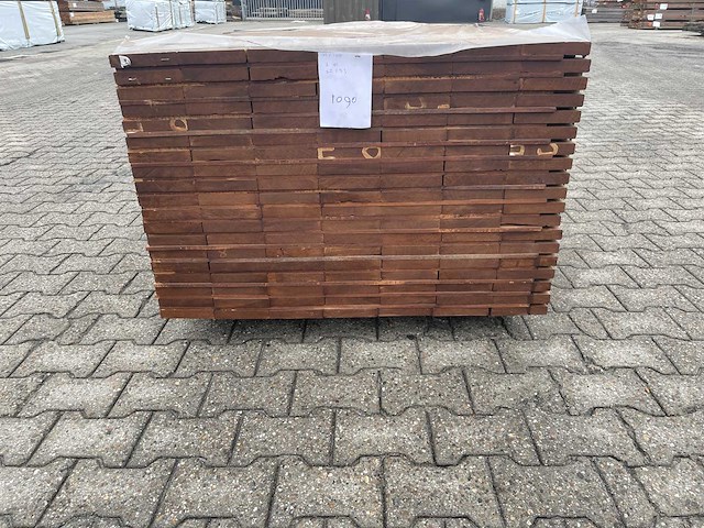 Guyana teak planken geschaafd 3700-4950x140x25mm (57x) - afbeelding 3 van  4