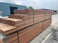 Guyana teak planken geschaafd 4000-4300x70x27mm (174x) - afbeelding 3 van  3