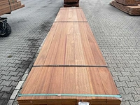 Guyana teak planken geschaafd 4900x140x38mm (21x) - afbeelding 1 van  3