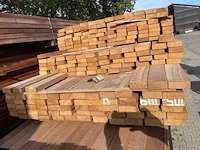 Guyana teak regels fijnbezaagd 3350-4000x80x31mm (204x) - afbeelding 3 van  3