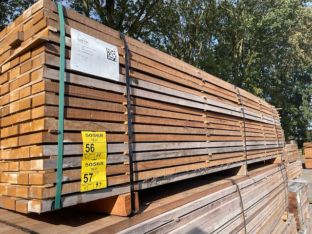 Guyana teak regels fijnbezaagd 3350x80x33mm (99x) - afbeelding 2 van  3