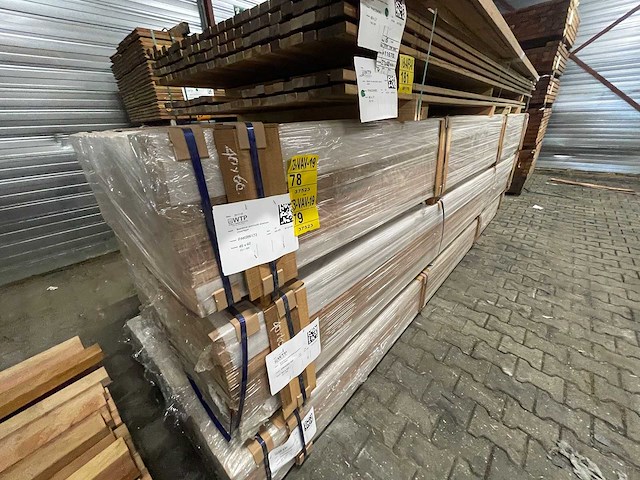 Guyana teak regels geschaafd gevingerlast 3950x60x40mm (75x) - afbeelding 4 van  4