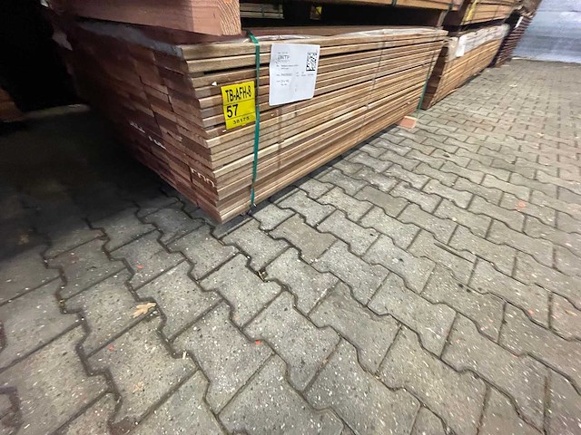 Guyana teak vlonderplanken 1850x145x21mm (156x) - afbeelding 4 van  4