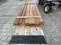 Guyana teak vlonderplanken b-fix 3950x145x21mm (29x) - afbeelding 1 van  2