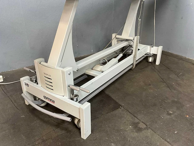 Gymna - trioplus - luxe elektrisch verstelbare behandelbank / therapietafel - afbeelding 5 van  13