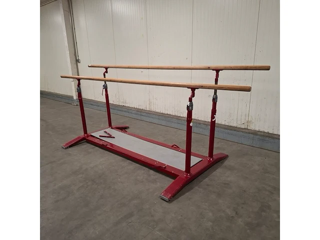 Gymnastiek brug ongelijk, jf - afbeelding 3 van  8