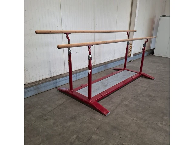 Gymnastiek brug ongelijk, jf - afbeelding 2 van  7