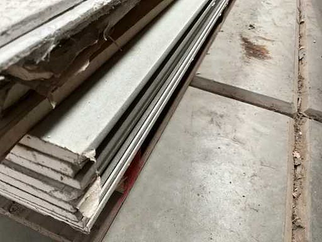 Gyproc groen partij groene gipsplaten - afbeelding 3 van  4