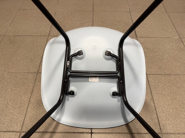 H-base eetkamerstoel vitra, dsx, ice grey - afbeelding 8 van  9