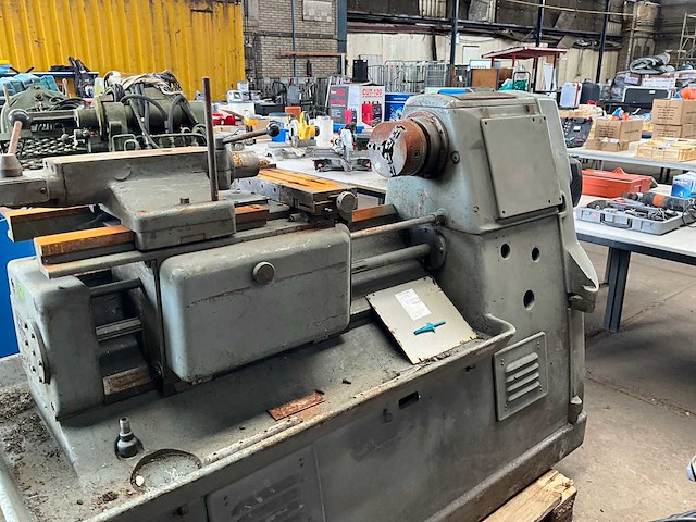 H. ernault-somua b universele draaibank - afbeelding 4 van  9