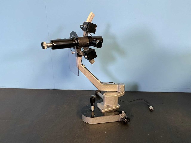 Haag-streit manuele keratometer - afbeelding 1 van  8