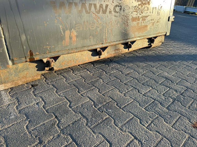 Haakarm afzetcontainer 18m3 met milieukleppen - afbeelding 2 van  10