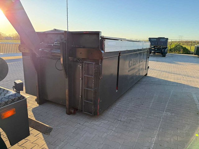 Haakarm afzetcontainer 18m3 met milieukleppen - afbeelding 6 van  10