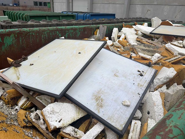 Haakarm afzetcontainer (met inhoud) - afbeelding 5 van  6