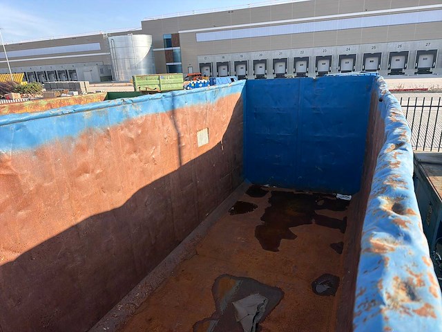 Haakarm afzetcontainer - afbeelding 8 van  9