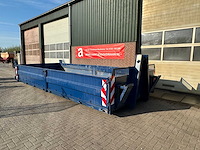 Haakarm container 14 m³ met openslaande zijschotten