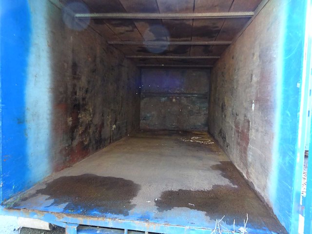 Haakarm gesloten afzetcontainer - afbeelding 5 van  5