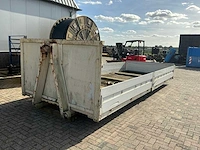 Haakarm platform