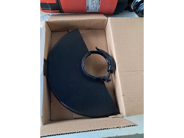 Haakse slijper - 230mm - 230v - hilti hilti, ag 230-24d, bouwjaar 2021 - afbeelding 5 van  7