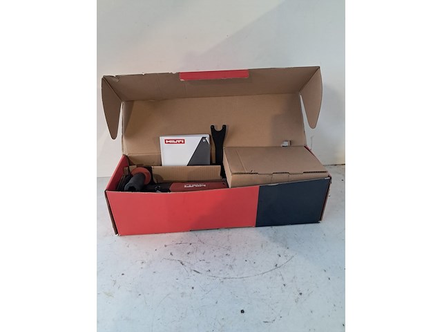 Haakse slijper - 230mm - 230v - hilti hilti, ag 230-24d, bouwjaar 2021 - afbeelding 6 van  7