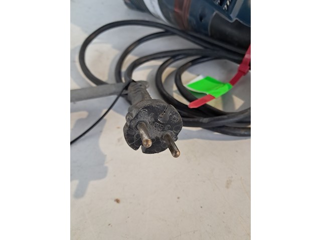 Haakse slijper - 230mm - 230v bosch, gws 22-230 lvi, bouwjaar 2011 - afbeelding 2 van  10