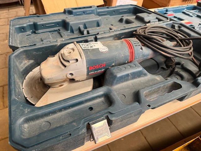 Haakse slijper 230 mm in koffer, bosch professional gws 24-230 jbv - afbeelding 2 van  6