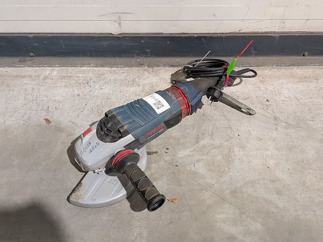 Haakse slijper 230mm 230v ~ bosch, gws 22-230 lvi, bouwjaar 2020 - afbeelding 1 van  9