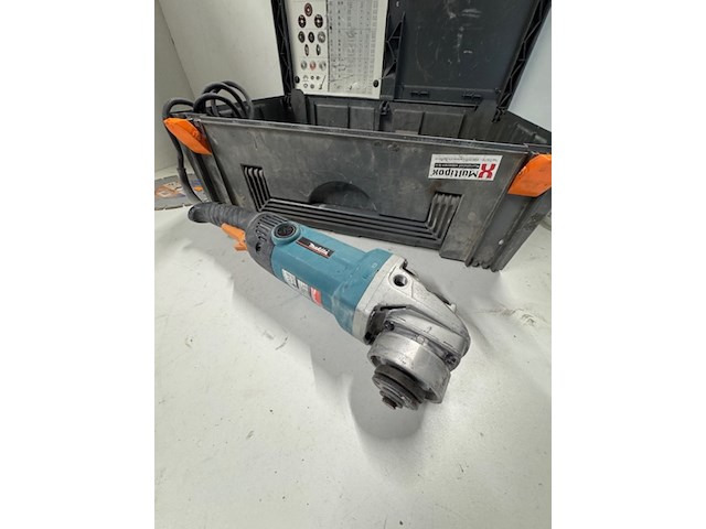 Haakse slijper makita, ga9010c, met 2 diamant schijven - afbeelding 2 van  5