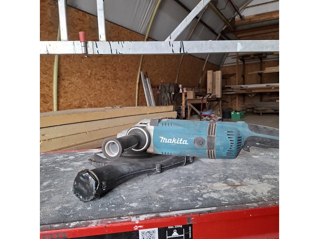Haakse slijper makita, ga9030r, bouwjaar 2016 - afbeelding 2 van  5